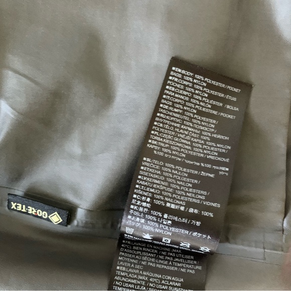 Burton Women's GORE-TEX 2L Packrite Parka - Picture 8 of 8